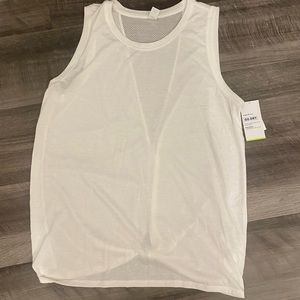 Go-Dry Old Navy white activewear workout tank. Size large NWT
